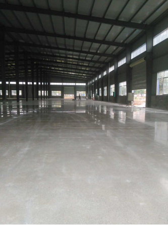 地面起砂處理過后，亮麗如新